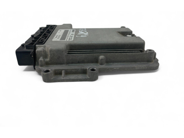Блок управления двигателем Блок управления 237102213R, 0281030439   Dacia Logan II