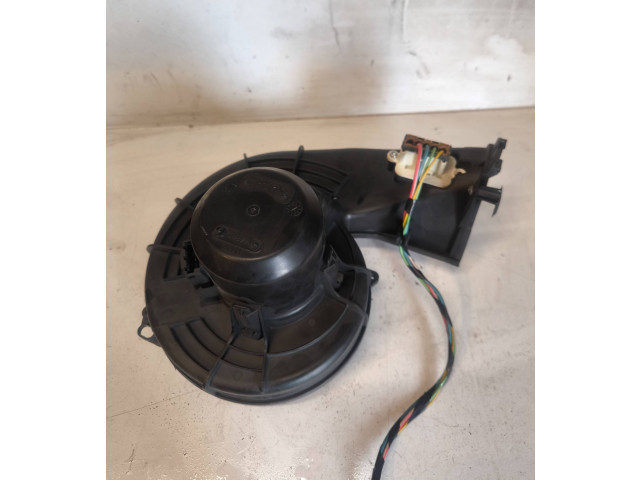 Вентилятор печки       Opel Meriva A