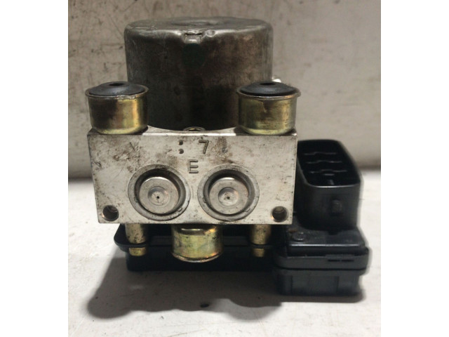 Блок АБС 89541-52110, 89541-52110 Toyota Yaris Verso 1999 - 2005 года