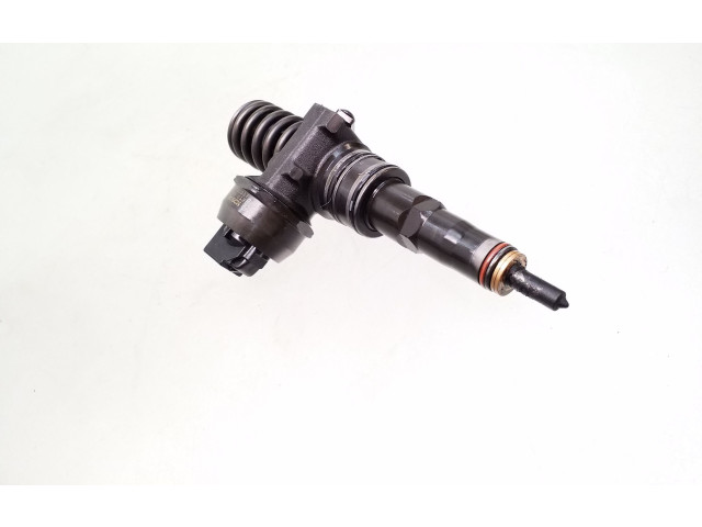 Форсунка 0414720037, 038130073AJ Volkswagen Bora ATD