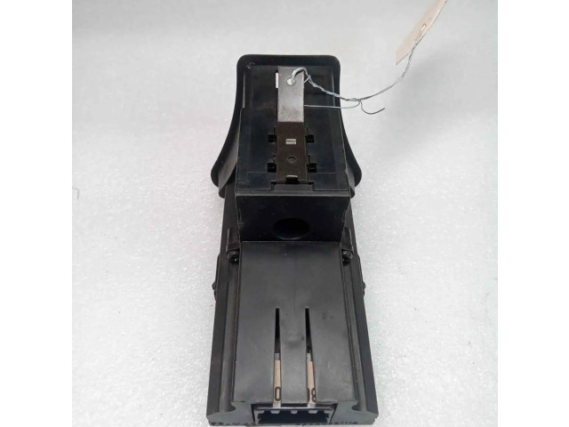 Дисплей 8222779902 Alfa Romeo 166