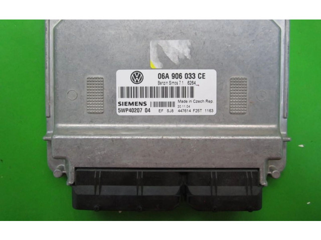 Řídící jednotka 06A906033CE, 5WP40207 Volkswagen Caddy 2004