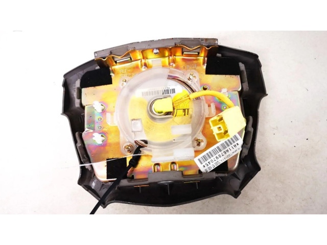 Подушка безопасности водителя lc6357k0005 Mazda Premacy