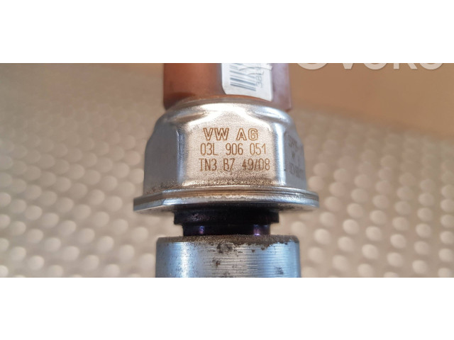 Топливная рампа 03L130089A, 057130764H   Audi A3 S3 8P  