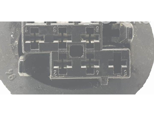 Зеркало электрическое        Volvo V70  2000 - 2004 года   