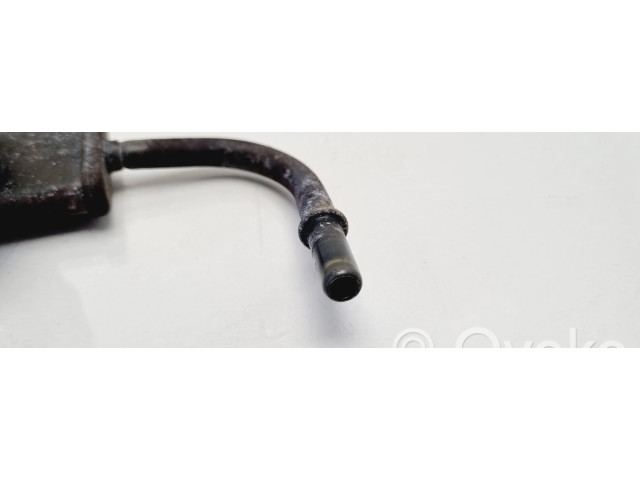 Комплект форсунок MR988977 Mitsubishi Colt для бензинового двигателя 1.1