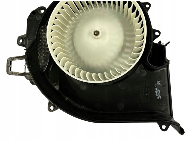 Вентилятор печки    12E820015   Audi e-tron