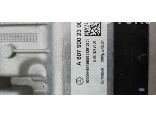 Řídící jednotka A6079002300, 607951(K9K) Mercedes-Benz A W176 2015