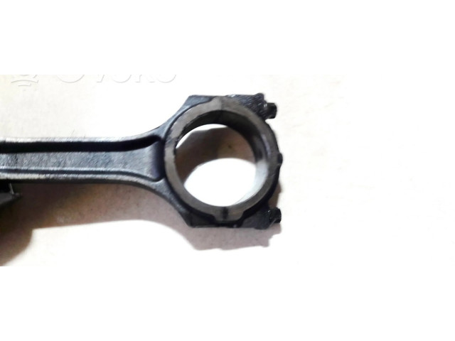 Píst h268x Ford Mondeo Mk III pro naftový motor 2.0