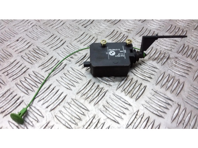 Электрический замок крышки