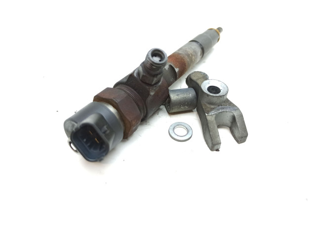 Форсунка 0445110119 Alfa Romeo 166