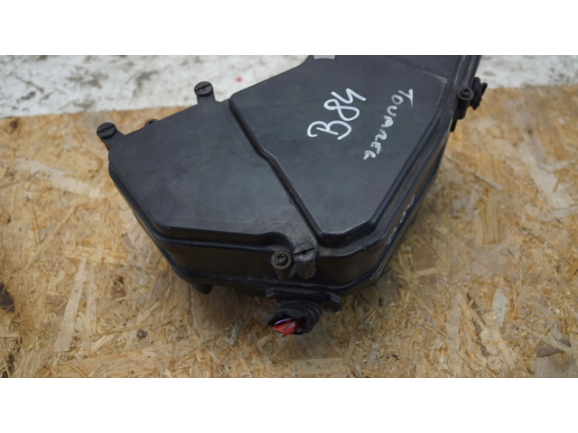   Pojistková skříňka 7L0937576A   Audi Q7 4L 2009