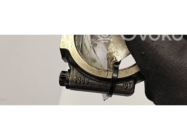  Поршень с шатуном CGLC 038JDE  Audi A6 C7  