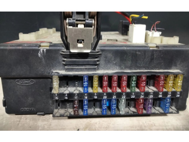 Блок предохранителей D00MA Rover Rover