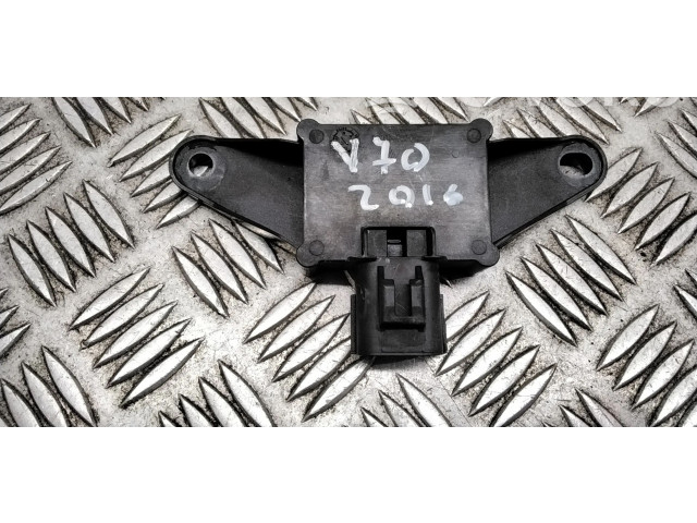 Блок управления топливного насоса 31405746 Volvo V70