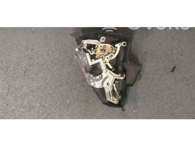 Zámek zadních dveří Mercedes-Benz E W210 1998