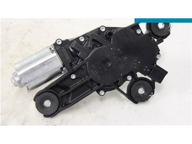 Двигатель стеклоочистителя заднего стекла 31218473, 0390201823   Volvo  V50  2008 - 2012 года