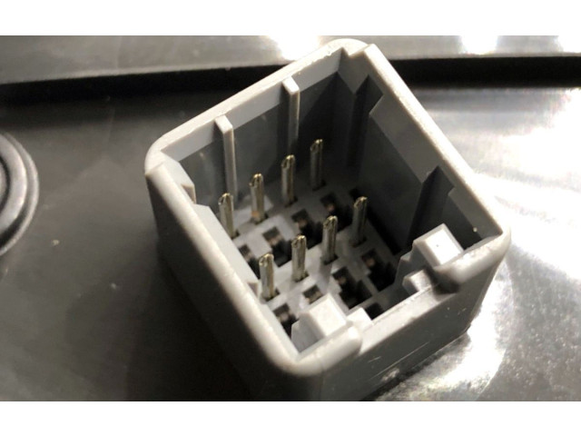 Зеркало электрическое KIA Venga - года