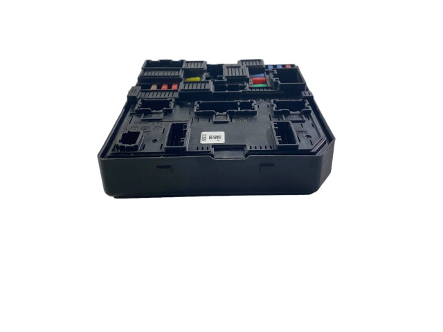 Блок предохранителей 284B75NA0B Nissan Rogue