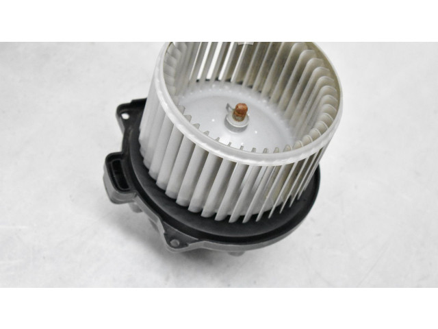 Вентилятор печки       Suzuki Jimny