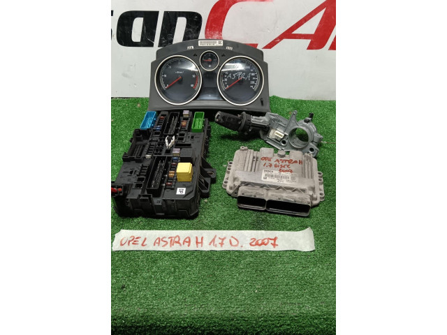 Блок АБС 0281011943, 0281011943   Opel  Astra H  2004 - 2012 года