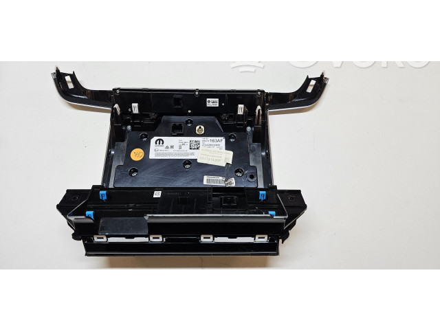 Дисплей 68474163AF, 68478097AD Jeep Grand Cherokee WL