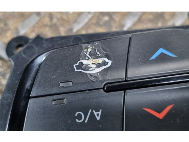 Блок управления климат-контролем 68293607AE, P68293607AE Dodge Challenger