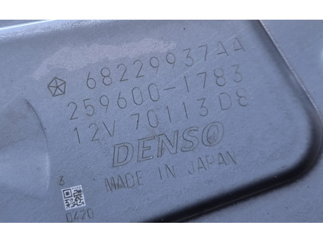 Моторчик заднего дворника 68229937AA Jeep Grand Cherokee