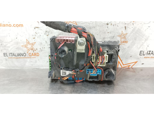 Vstřikovací lišta A2139068701 Mercedes-Benz CL C215