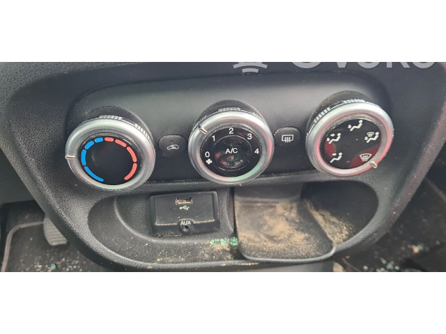 Блок управления климат-контролем    Fiat 500L