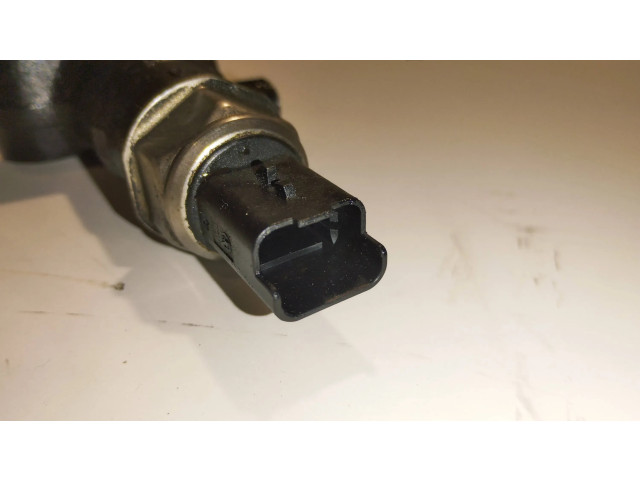 Vstřikovací lišta 9654592680 Ford Fiesta pro naftový motor 1.4