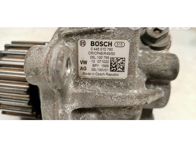 Топливный насос 05l130755, 0445010790 Skoda Octavia Mk4