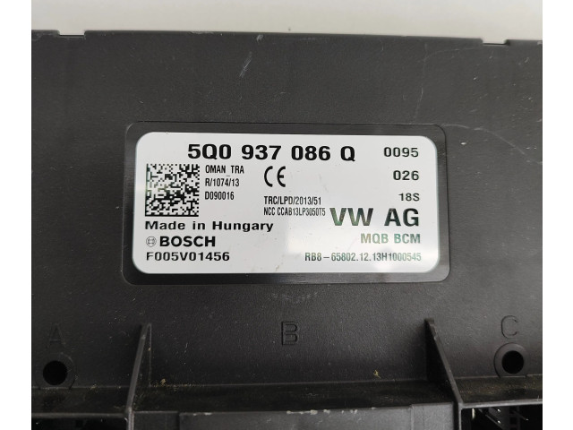 Блок комфорта 5Q0937086Q, F005V01456   Skoda Octavia Mk3 (5E)