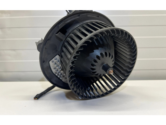 Вентилятор печки 4M2820021 Audi A4 Allroad B9