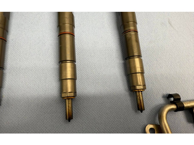 Комплект системы впрыска топлива 03L130277J, 03L130755D Volkswagen Touran II CFJA