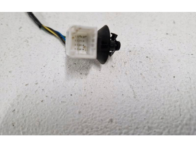 Зеркало электрическое        Dacia Duster  2010 - 2017 года   