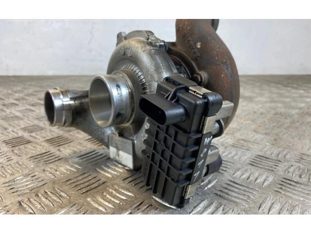 Turbodmychadlo Турбина A6420900280, 8102521A1701 Mercedes-Benz E W211 642921