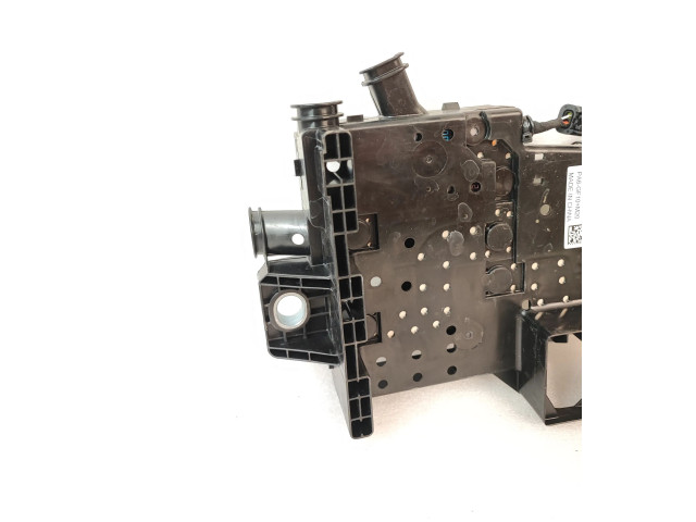 Блок предохранителей 32200334   Volvo XC40    