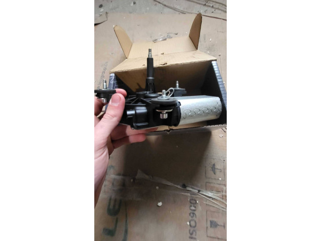 Моторчик заднего дворника 51809265, 987003E000    KIA Sorento