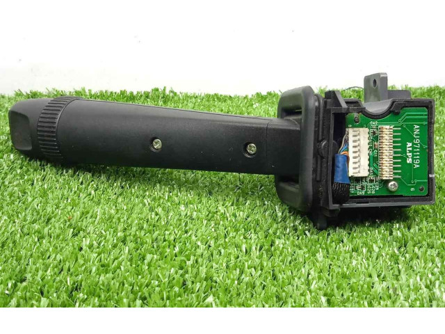 Ручка стеклоочистителей 30669741 Volvo V70