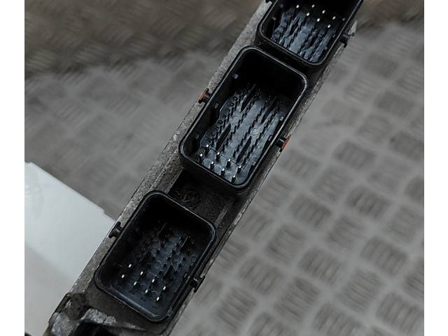 Pojistková skříňka Блок управления двигателя NEC999072, 237031KH0A Nissan Juke II F16 2019