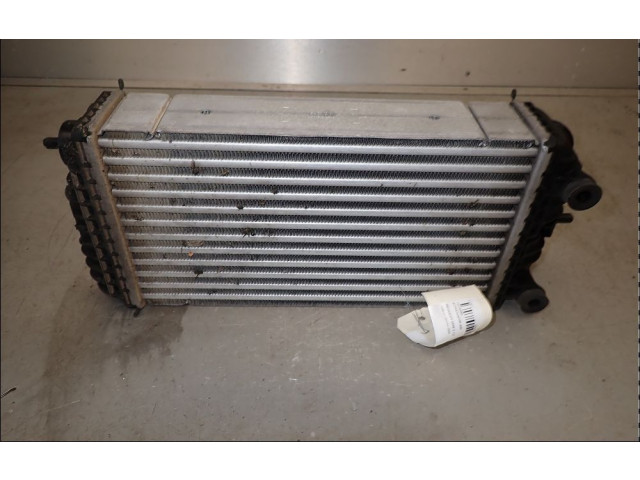 Интеркулер 9824742280 Peugeot 2008 II