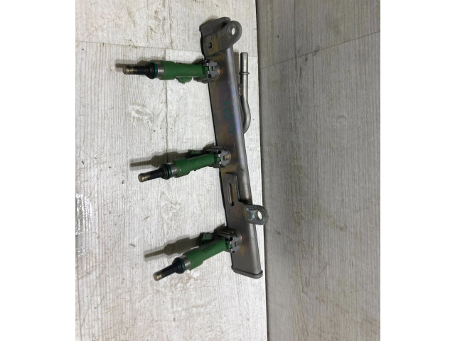 Комплект форсунок 175204021R    Renault Clio V   