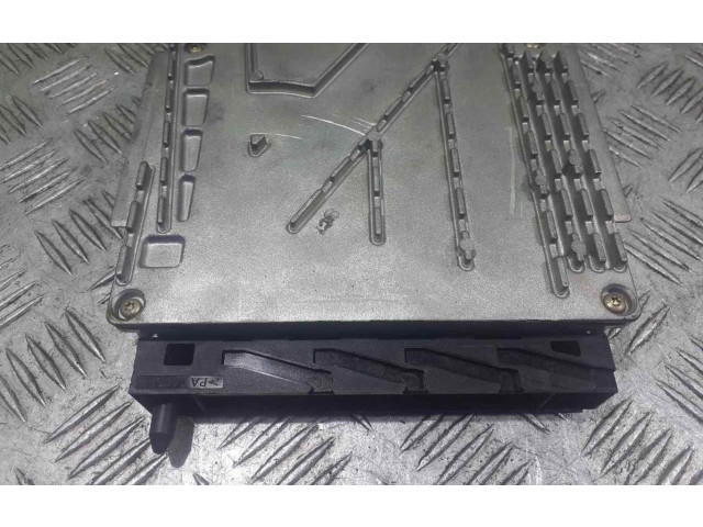 Блок управления двигателем Блок управления 028101319   Volvo S60