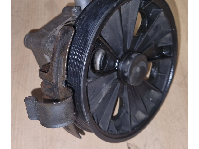 Насос усилителя руля 30741121 Volvo V70