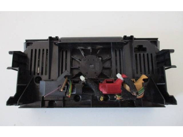 Блок управления климат-контролем 8U0820043E Audi Q3 8U