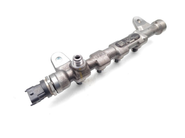 Топливная рампа 55215208, 0281006158 Alfa Romeo Alfetta 1.6 для двигателя 940A3.000