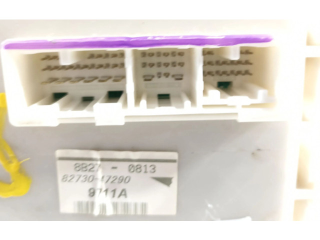 Pojistková skříňka Řídící jednotka BSM 8273047290 Toyota Prius (XW20) 2008