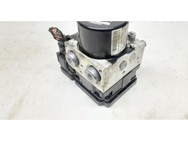 Блок АБС 30681619, P30681619   Volvo  V70  2008 - 2013 года