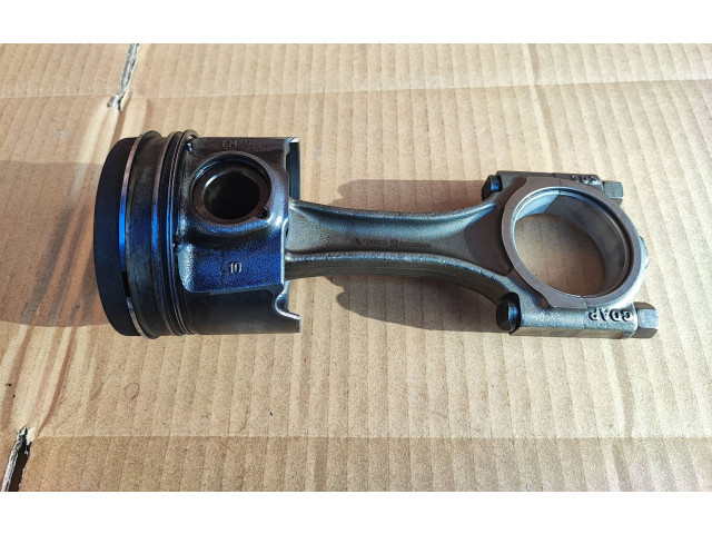 Píst 9812818680 Ford Mondeo MK V T7CN